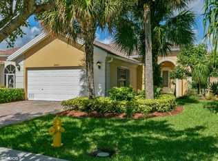 4907 Grassleaf Dr, Palm Beach Gardens, FL 33418