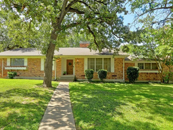 1302 Greenwood Dr, Denton, TX 76209