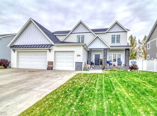 3957 47th Ave S, Fargo, ND 58104