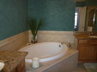 73 Boatworks Dr, Bayonne, NJ 07002