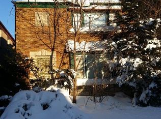 6515 N Sacramento Ave, Chicago, IL 60645
