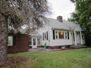414 S Mammoth Rd, Manchester, NH 03109