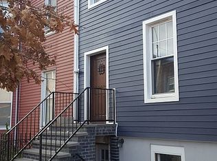 194 33rd St, Brooklyn, NY 11232