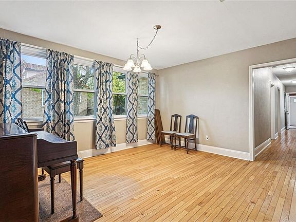3rd image of 2239 1st St