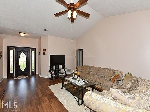 3rd image of 2245 Boone Ct