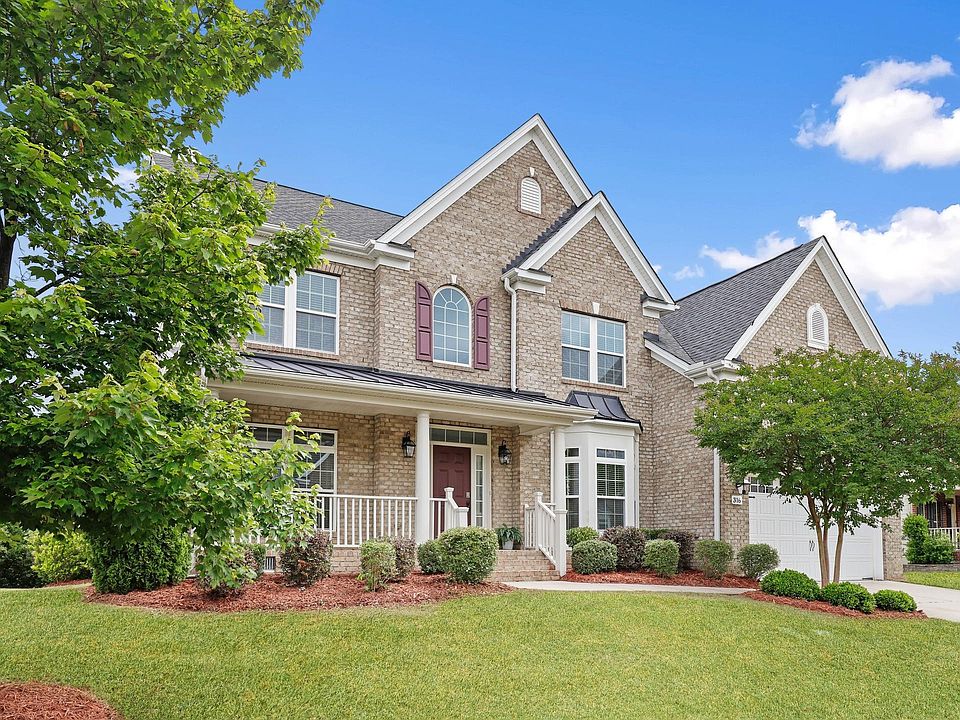2nd image of 316 Hilliard Forest Dr