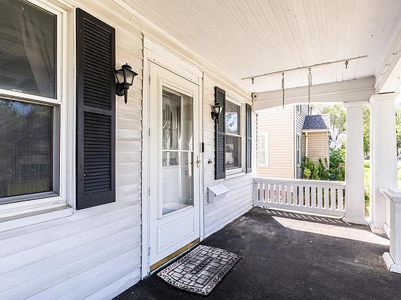 4th image of 4407 Wilmette St