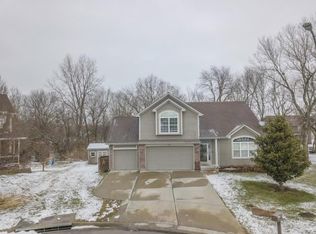 7314 Tennisen Ct, Belton, MO 64012