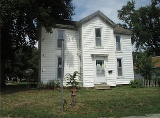 800 E 3rd St, Pana, IL 62557