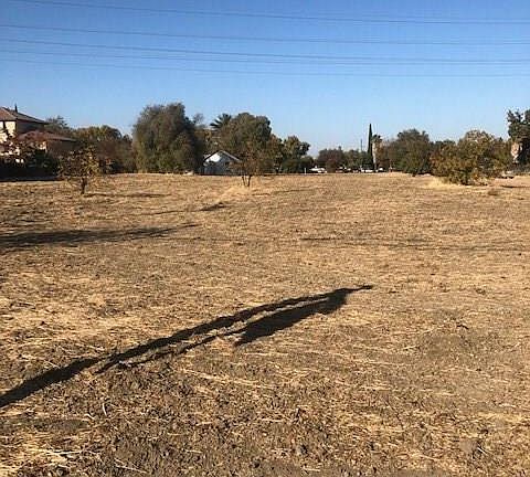 3rd image of 302 W Mount Diablo Ave