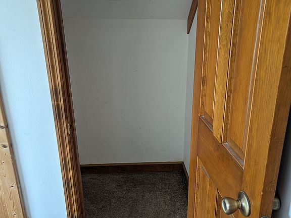 3rd image of 1725 Girard Ave N #A