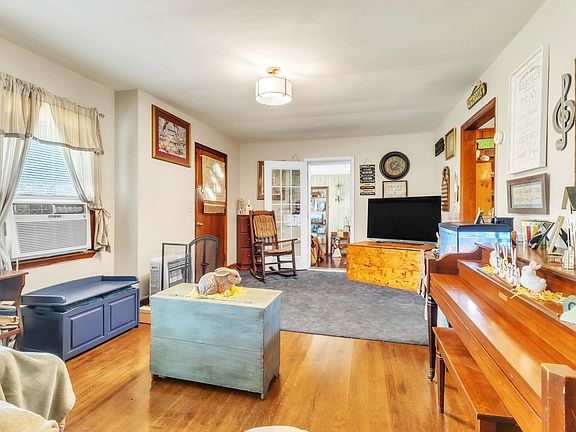 5th image of 158 Lee Carey Rd