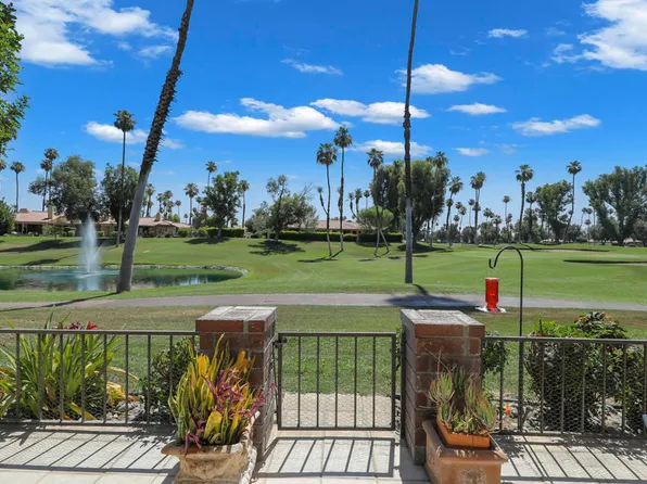 118 Las Lomas, Palm Desert, CA 92260