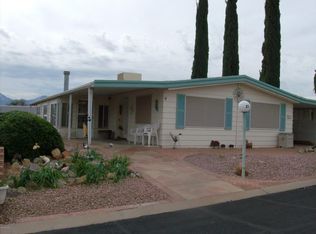 25 W Pinon Dr, Green Valley, AZ 85614