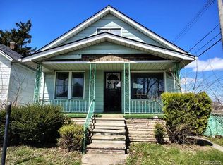 2753 Burnside St, Hamtramck, MI 48212
