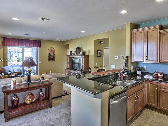 5th image of 27064 W Tonopah Dr