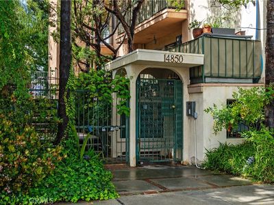 14850 Hesby St APT 105, Sherman Oaks, CA, 91403