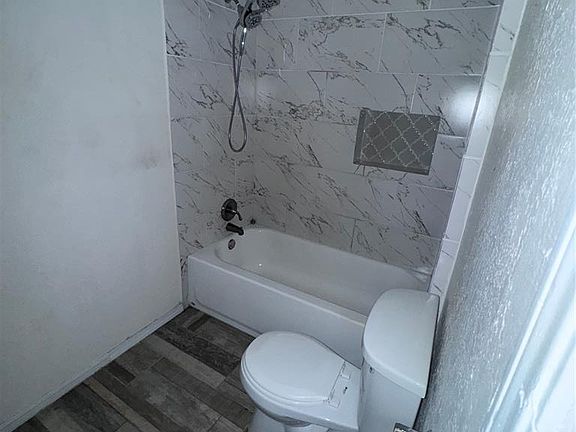 3rd image of 2220 Warrior Cir