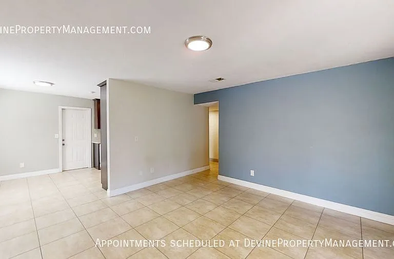12995 Chestnut Ave — Photo 2