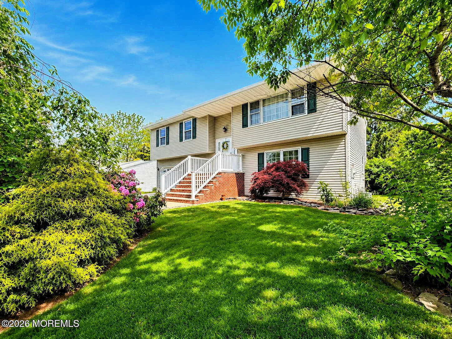 5 bed, 2334 sqft, $4,000 — Photo 3