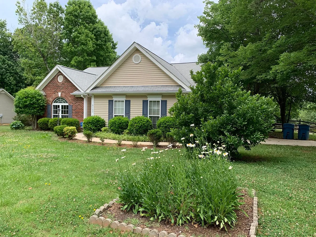 Building Photo - 5155 Grassy Creek Rd