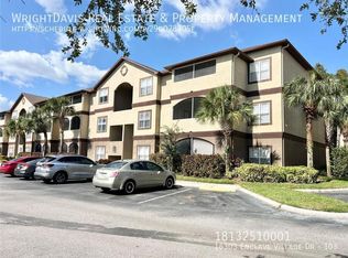 16303 Enclave Village Dr #103, Tampa, FL 33647