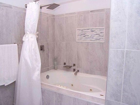 2nd image of 1 Northridge St #1