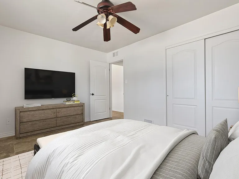 7802 E Heatherbrae Ave #2 — Photo 17