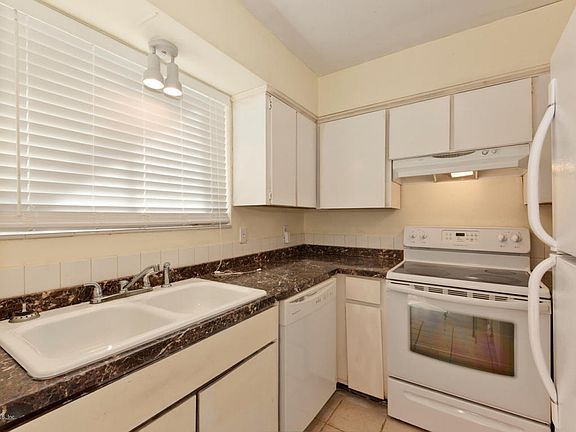 4th image of 1200 Bretta St APT 15