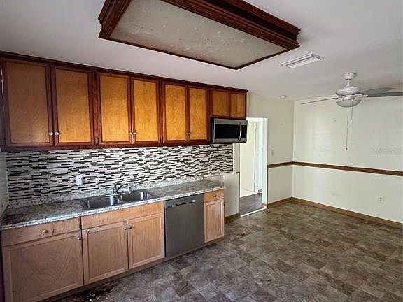 4th image of 312 Lime Ave