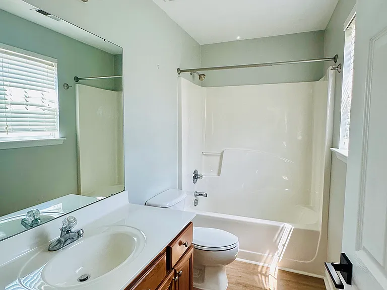 9902 Layla Ave — Photo 12
