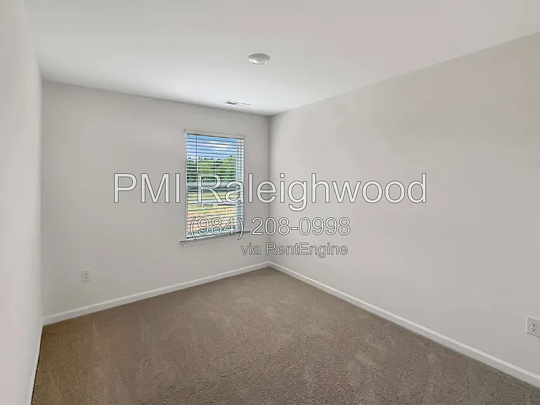 108 Clementine St — Photo 19