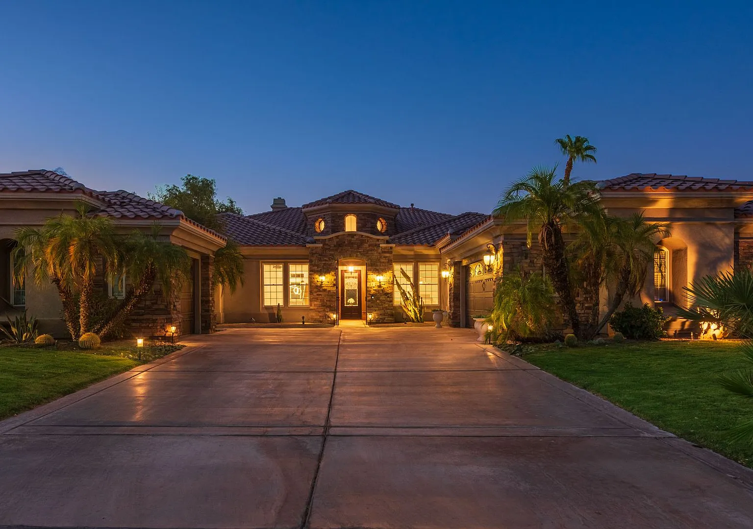 Home - 45 Vista Encantada, Rancho Mirage Golf Course Views, Pool, Spa, Tennis Pickle Ball, Gated ... — Photo 1