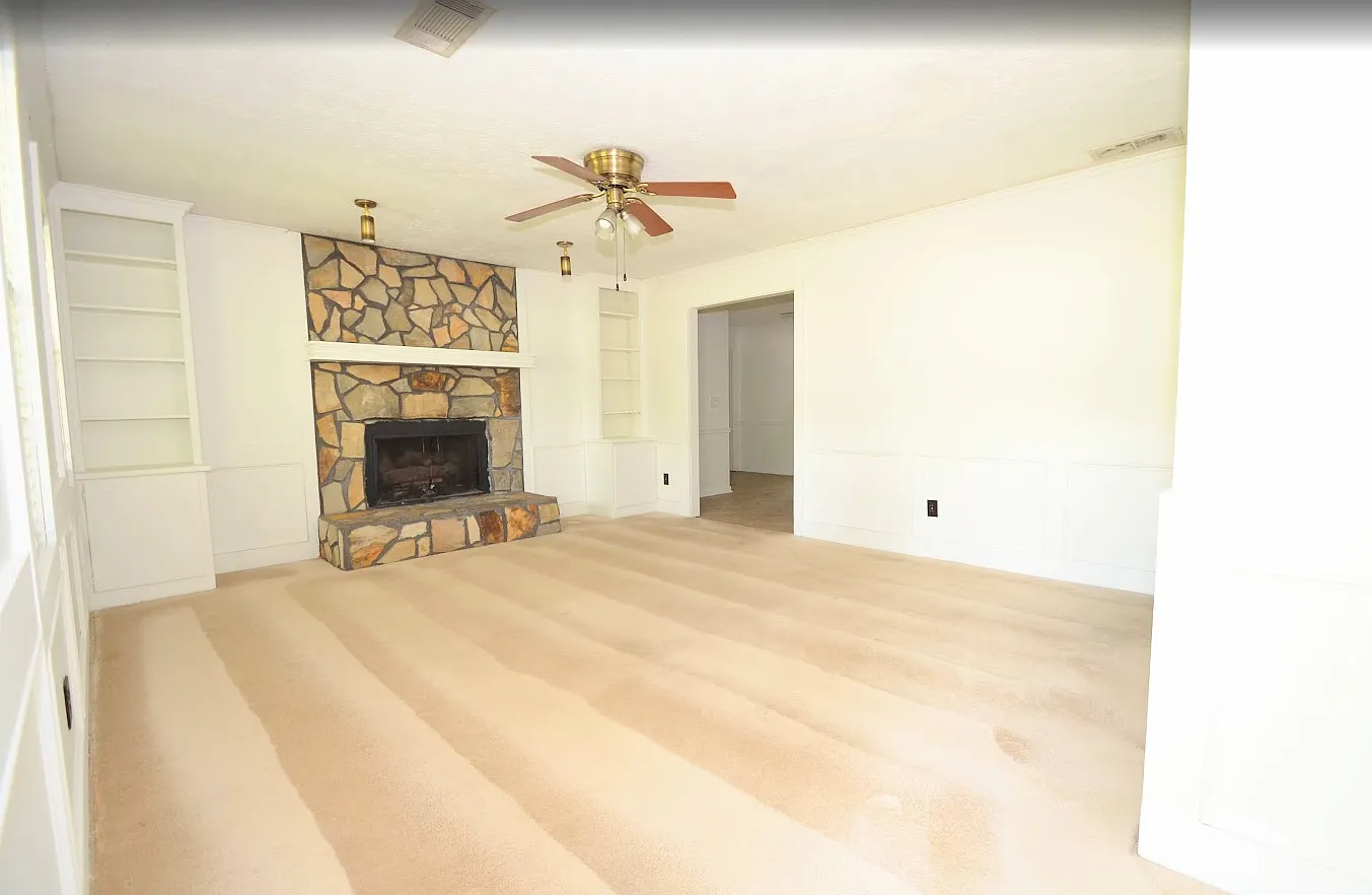 3 bed, 2658 sqft, $2,000 — Photo 3