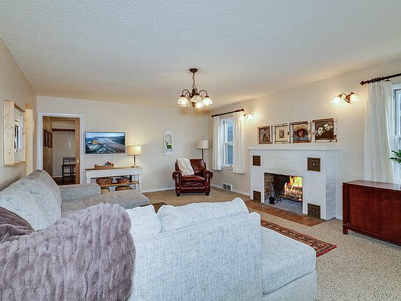 5th image of 2425 E B St