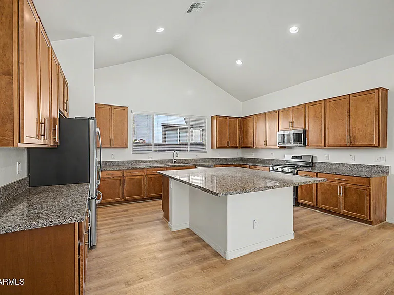 20523 W Rosewood Ln — Photo 12