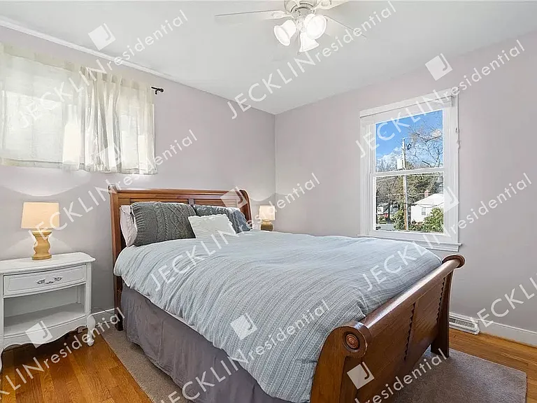 8406 Freestone Ave — Photo 20
