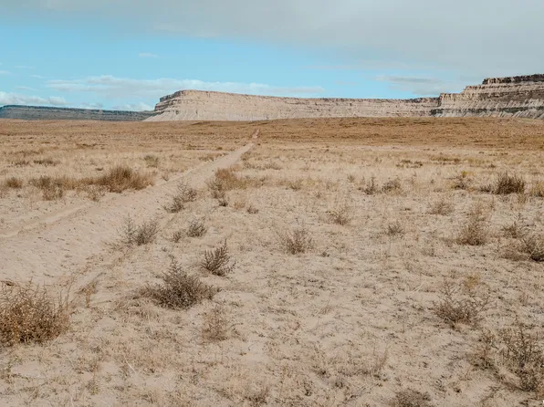 1 Coal Canyon Rd, Green River, UT 84525