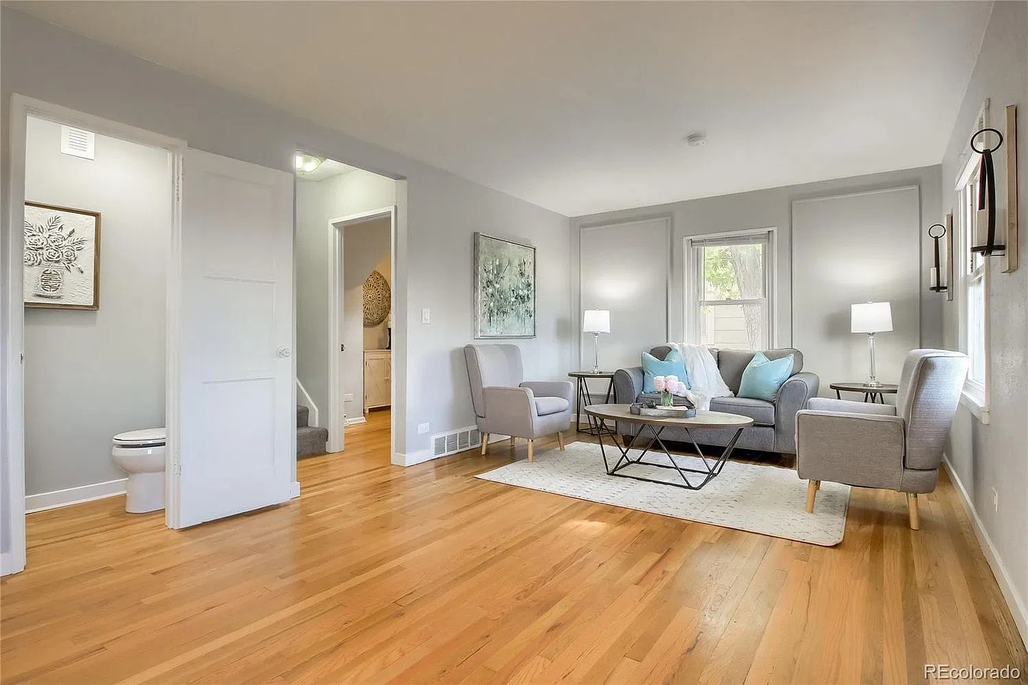 3 bed, 1.5 bath, 972 sqft, $2,660 — Photo 3