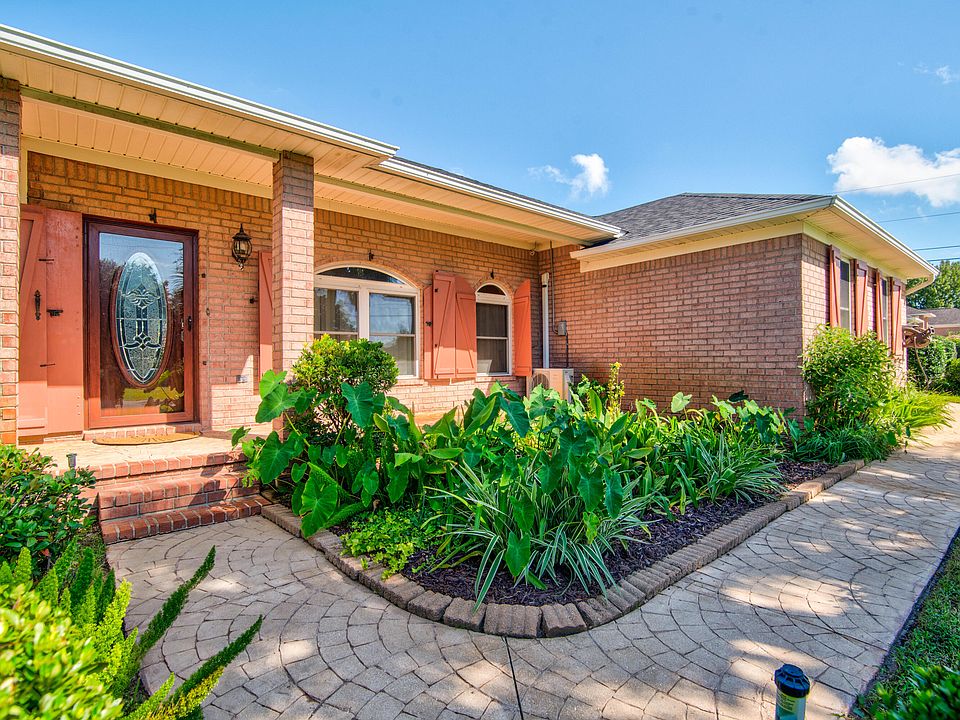 1st image of 1740 Marseille Dr