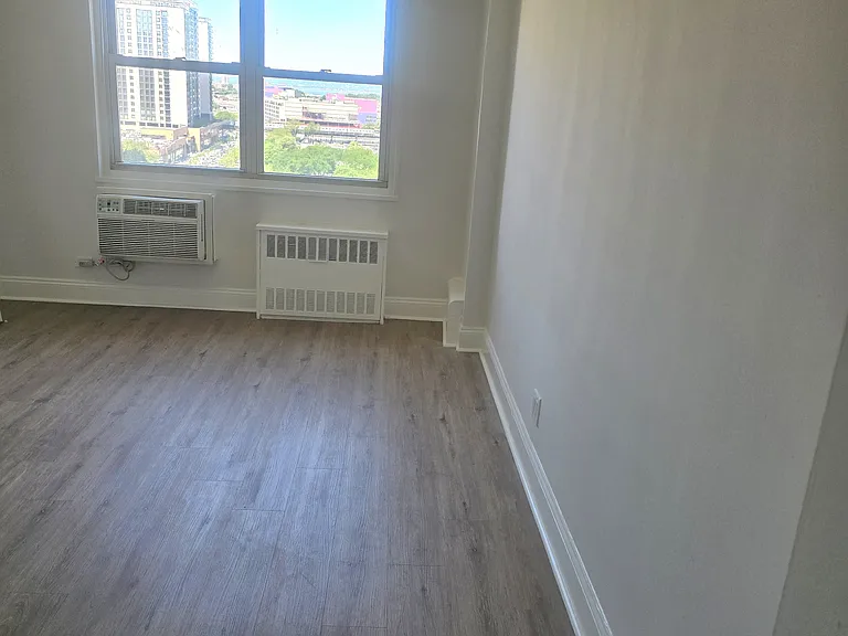 2940 Ocean Pkwy #14D — Photo 9