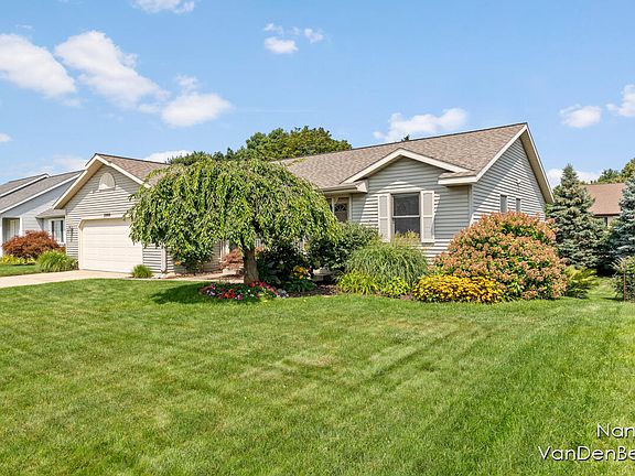 2nd image of 3265 Peshtigo Dr SW
