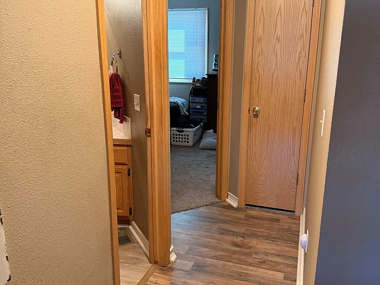 Hallway (main level)