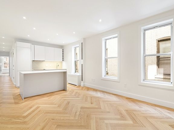 3rd image of 336 W 95th St #72