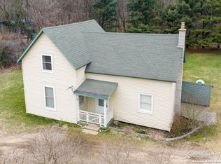 5856 Kiddville Rd, Belding, MI 48809