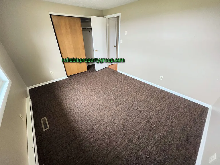 10735 Old Decatur Rd — Photo 7