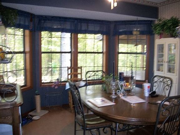 4th image of 153 Oleander Dr