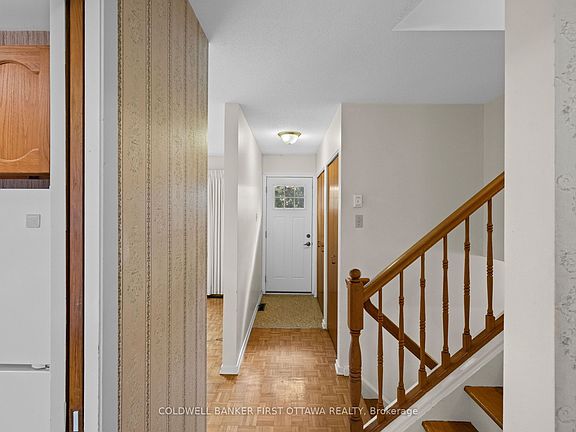 4th image of 5310 McLean Cres