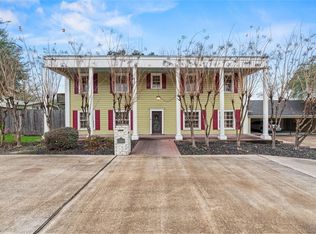 1106 Avenue O, Huntsville, TX 77340