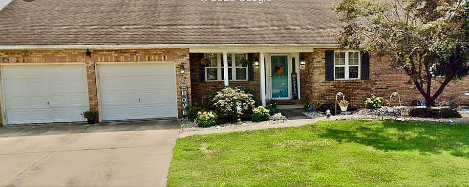 1st image of 77 Shirlwin Dr